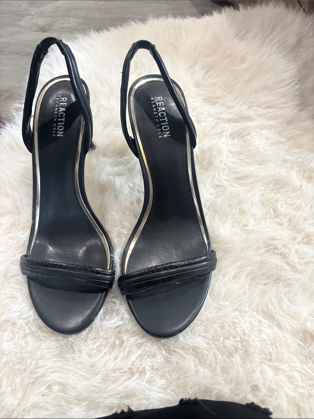 Reaction Kenneth Cole Black Leather Slingback Heels